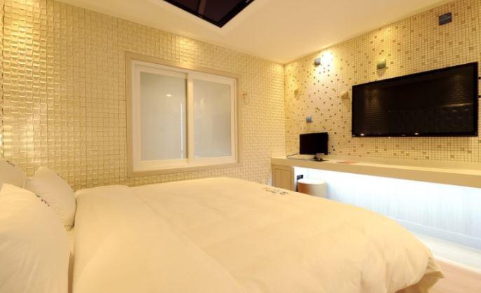 Songjeong Hotel 369 Пусан Экстерьер фото